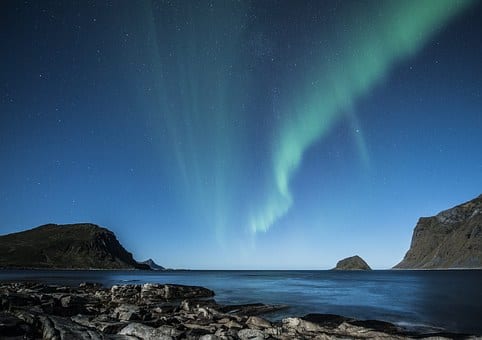 aurora borealis 1032523 340